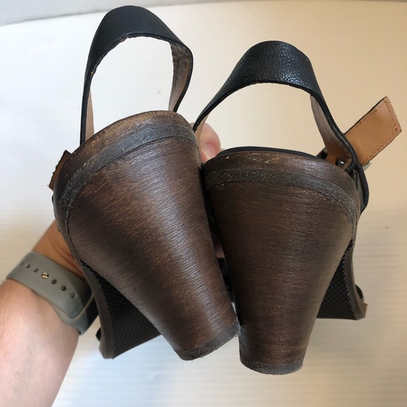 Trask Summer Black Washed Calfskin Cone Heels - Picture 9 of 12